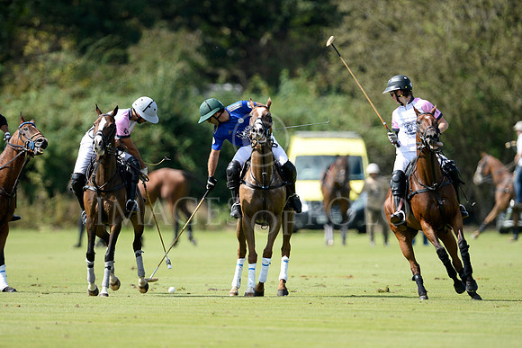 23_08_19 103